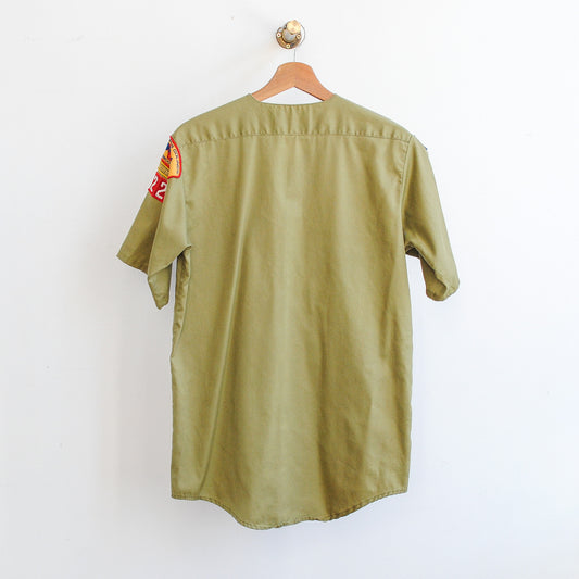 kaki boy scouts hemd achterkant in effen kaki