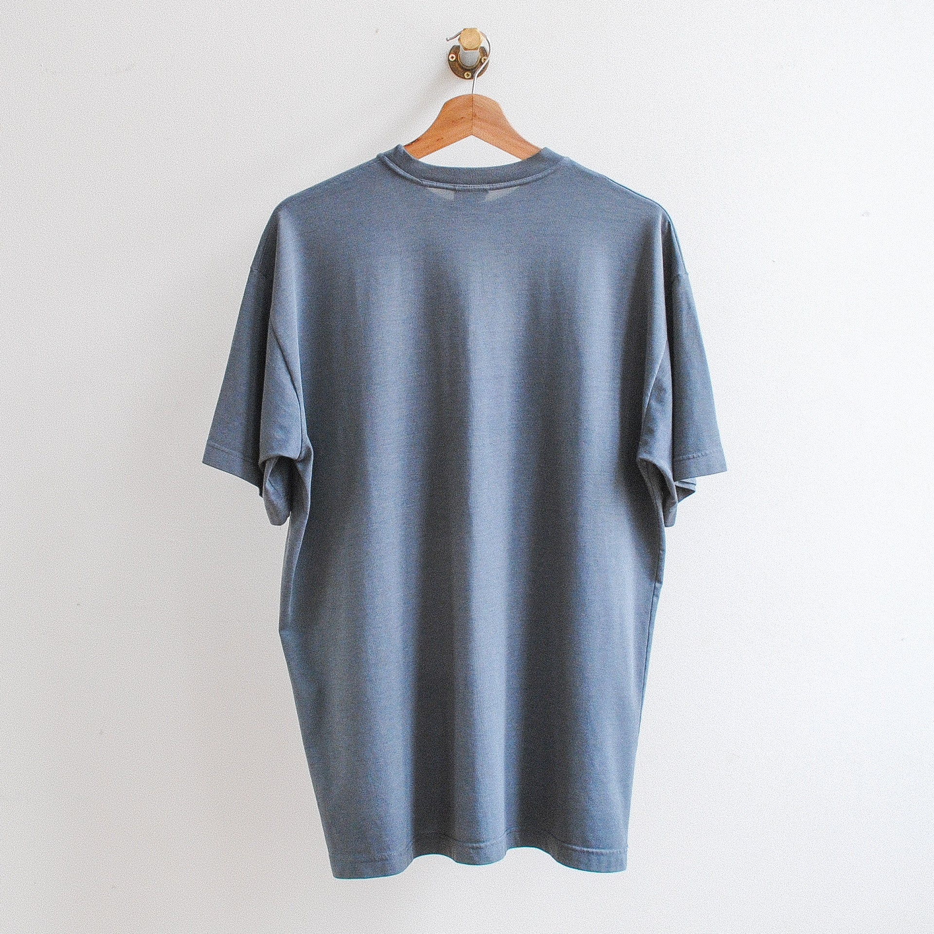 grey o'neill t-shirt back