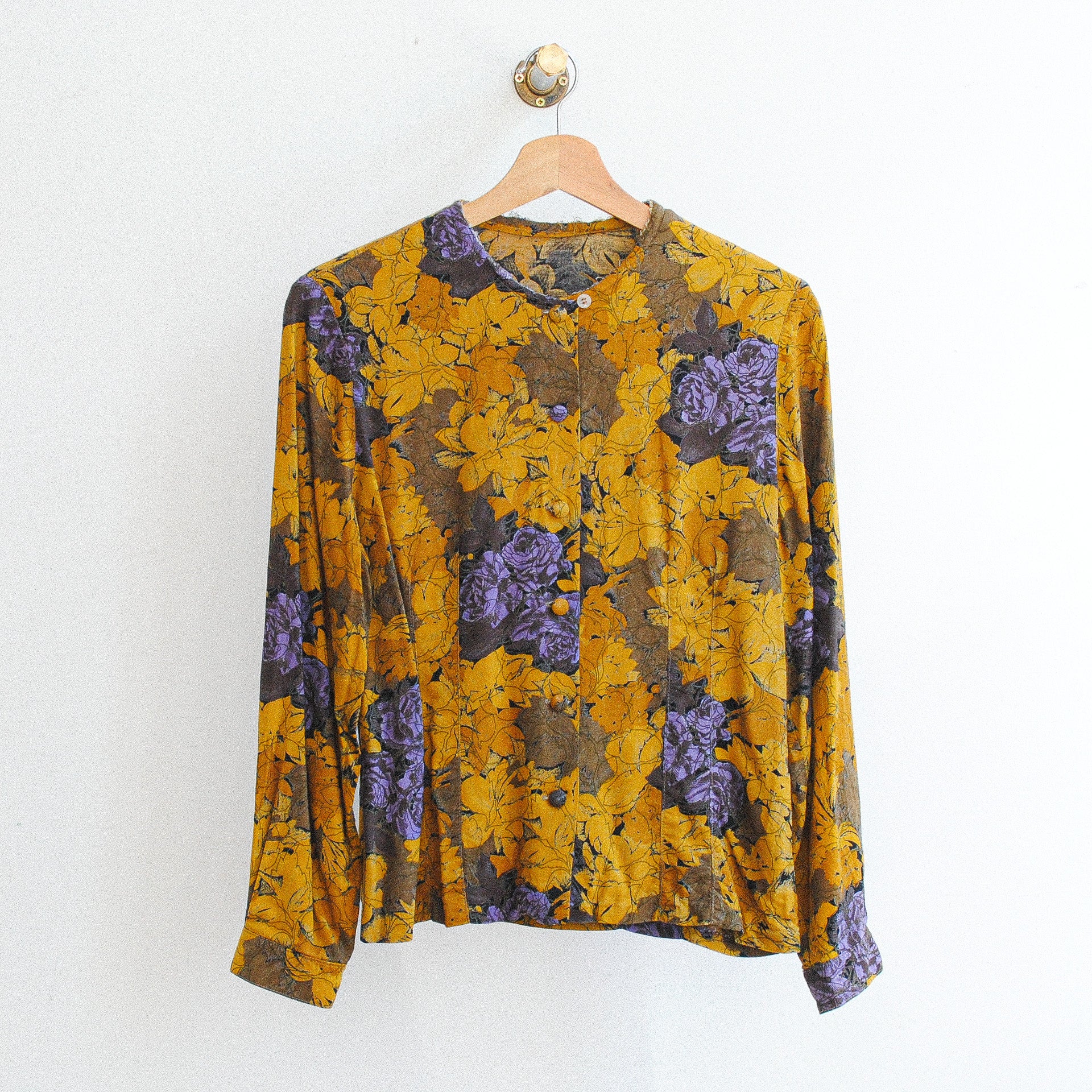 chique vintage blouse in mosterdgeel en paars
