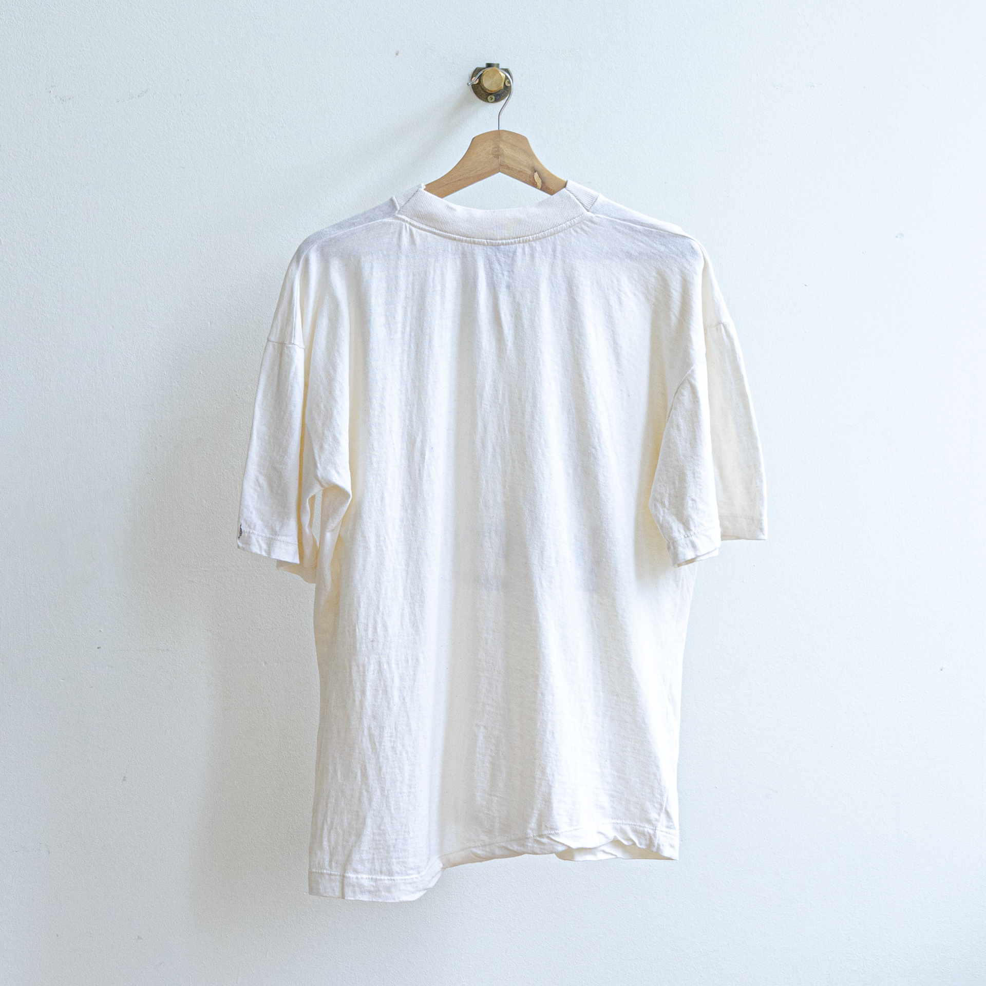 Lungwa Valley African fall vintage shirt back in light beige fresh vintage