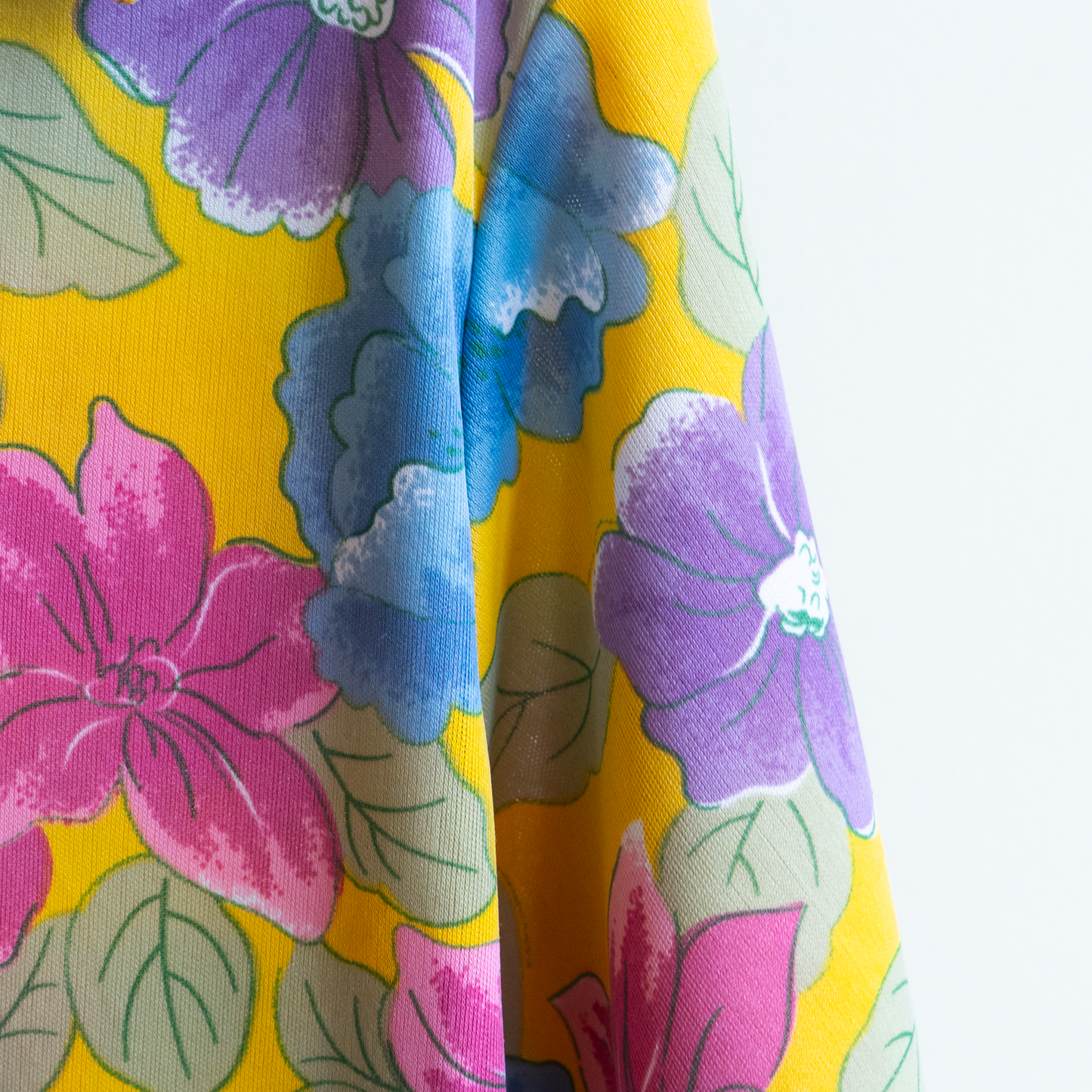 detail yellow vintage flower shirt 2