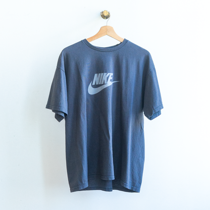 secondhand Nike t-shirt