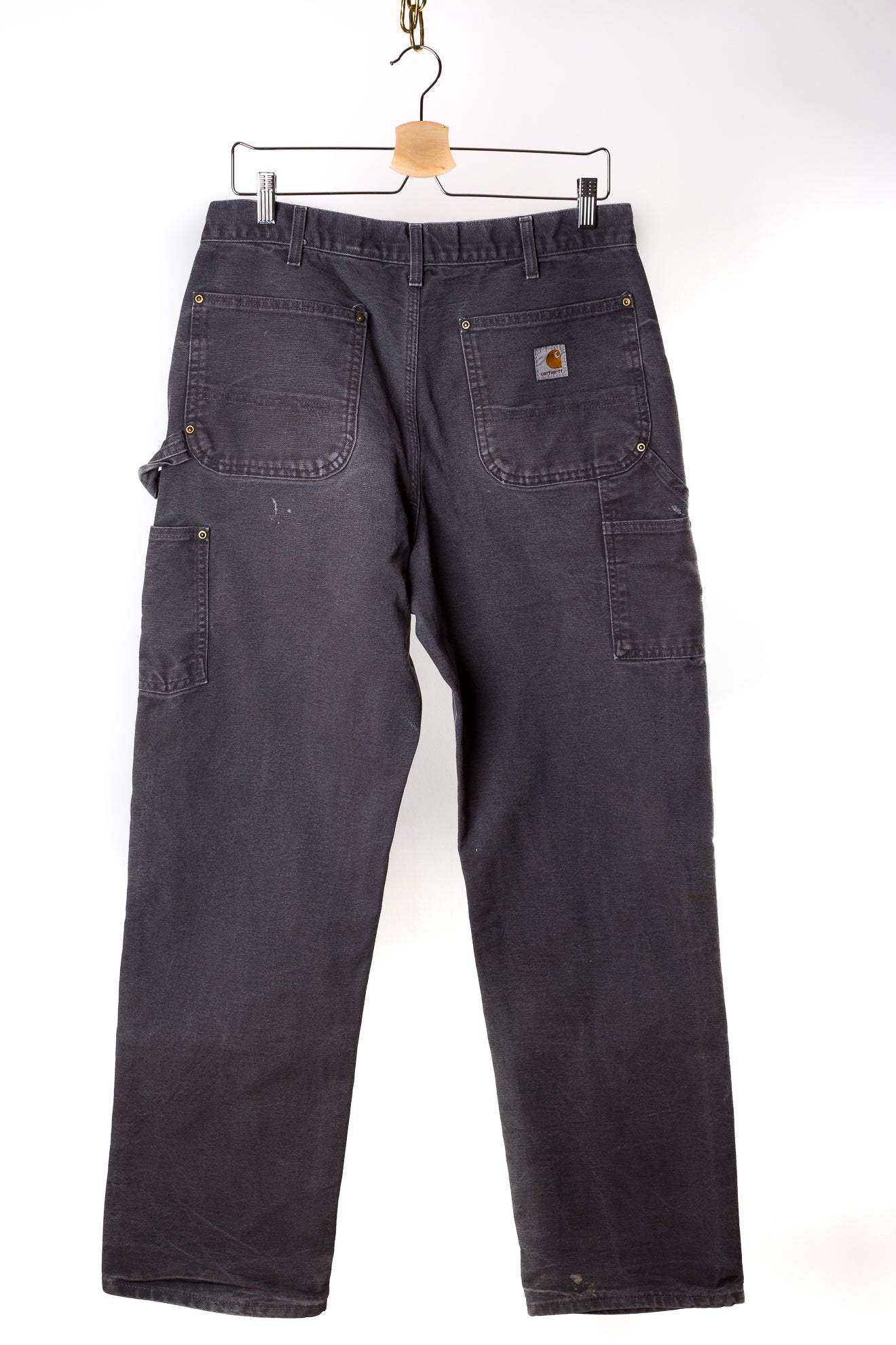 grijze-carhartt-jeans-tweedehands
