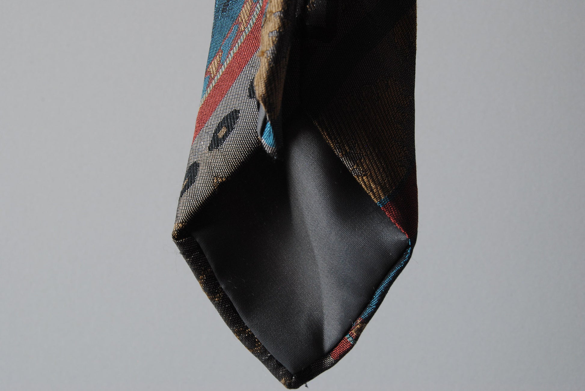 formele-das-met-leuk-patroon-fresh-vintage-zoom-achterkant